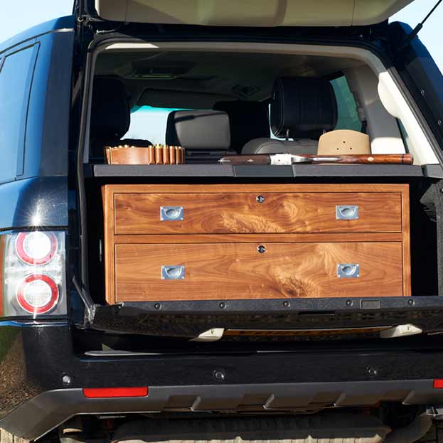 Walnut Gun Chest<br />
In Range Rover